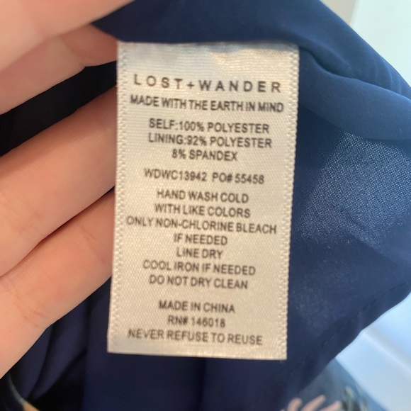 NWOT LOST + WANDER EvA Floral Long Sleeve Wrap Dress - Picture 9 of 9